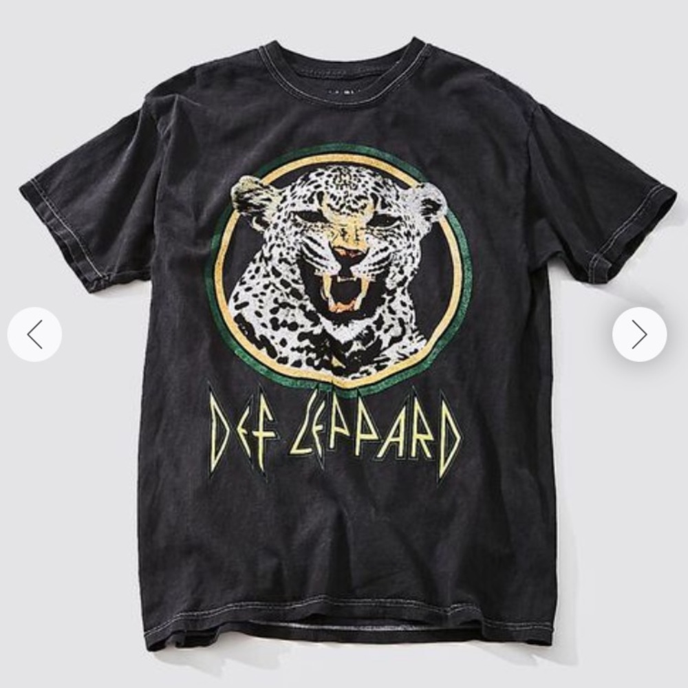 Def Leppard Graphic Tee